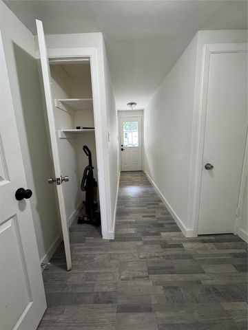 2918 46th Street 1, Dickinson, TX 77539