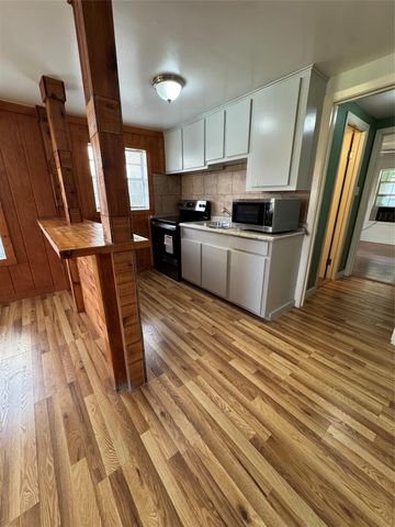 2918 46th Street 1, Dickinson, TX 77539