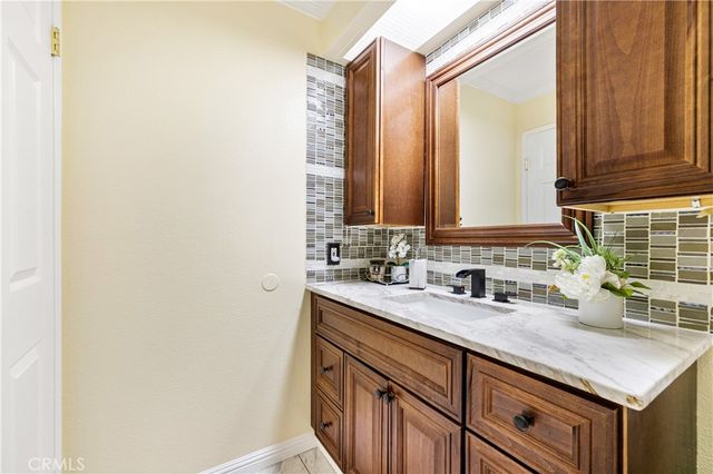 14344 Foothill 501, Sylmar, CA 91342