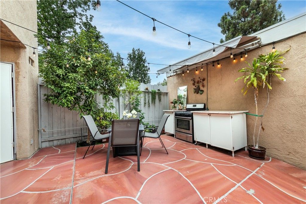 Image 13 of property listing at 14344 Foothill 501, Sylmar, CA 91342