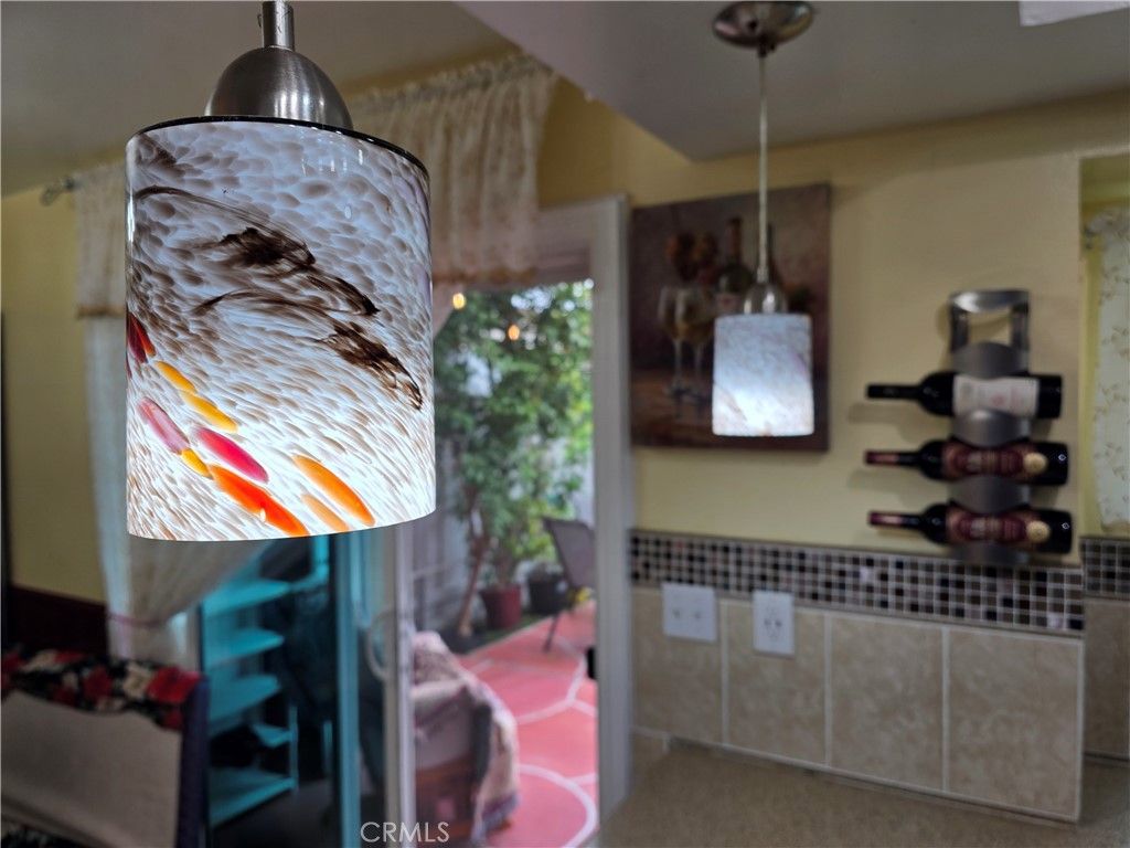 Image 5 of property listing at 14344 Foothill 501, Sylmar, CA 91342