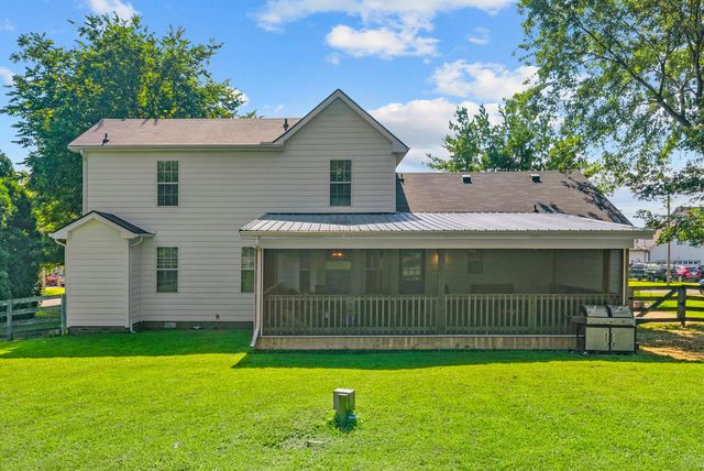 2466 Artie Manning Rd, Clarksville, TN 37042