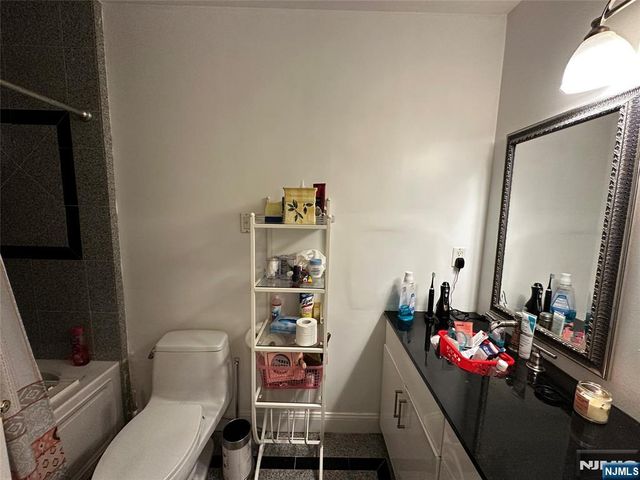 28-07 Zachary Terrace, Fair Lawn, NJ 07410