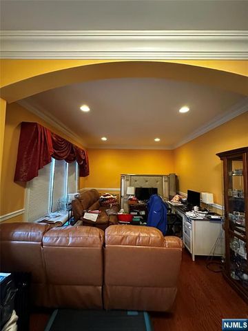 28-07 Zachary Terrace, Fair Lawn, NJ 07410