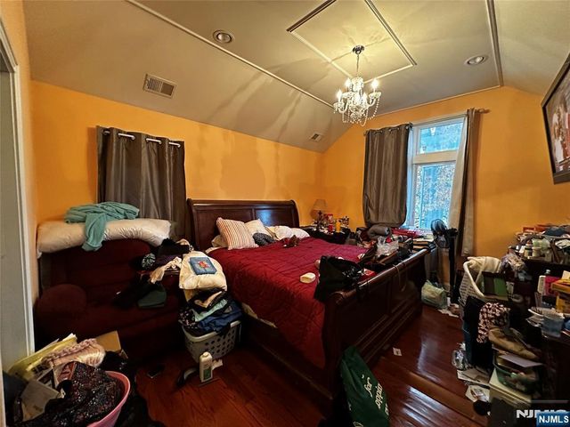 28-07 Zachary Terrace, Fair Lawn, NJ 07410