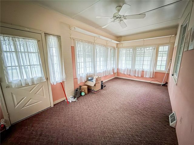 1523 Indiana Ave, Monaca, PA 15061