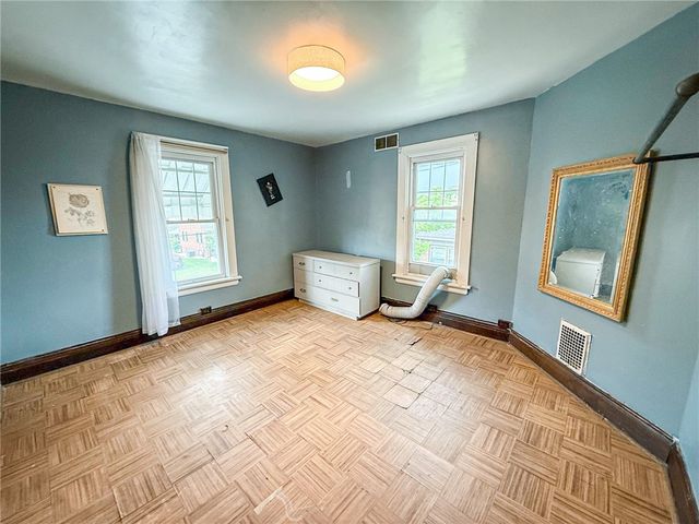 1523 Indiana Ave, Monaca, PA 15061