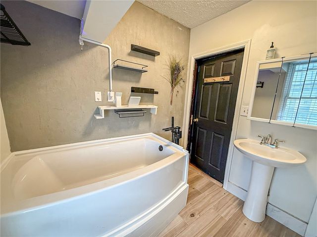1523 Indiana Ave, Monaca, PA 15061