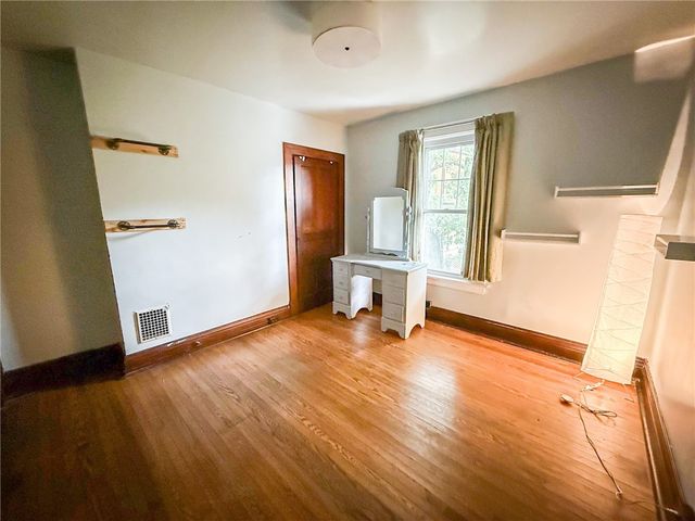 1523 Indiana Ave, Monaca, PA 15061