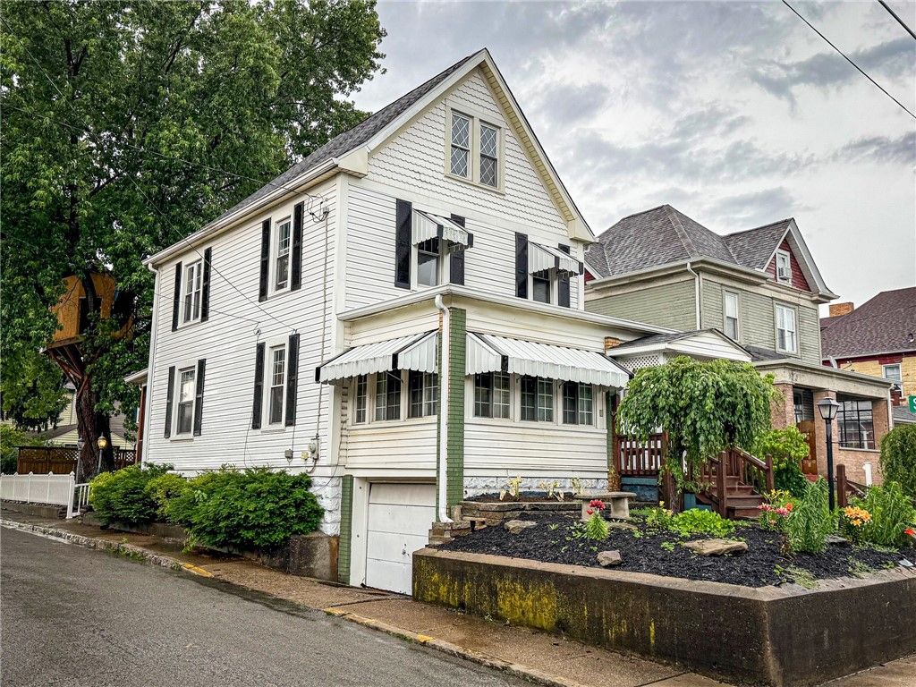 1523 Indiana Ave, Monaca, PA 15061