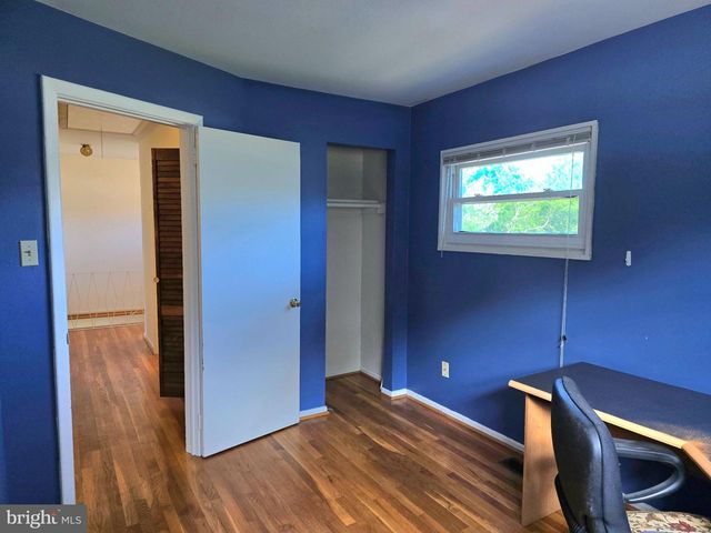 18 PEARSON DR, Newark, DE 19713