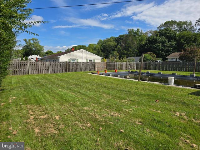 18 PEARSON DR, Newark, DE 19713