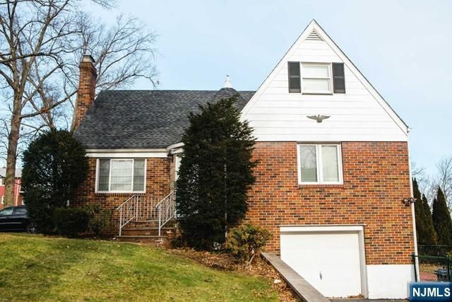 134 Berkshire Road, Hasbrouck Heights, NJ 07604