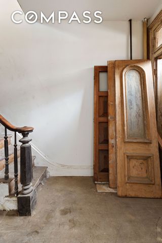 738 Lafayette Avenue, New York City, NY 11221