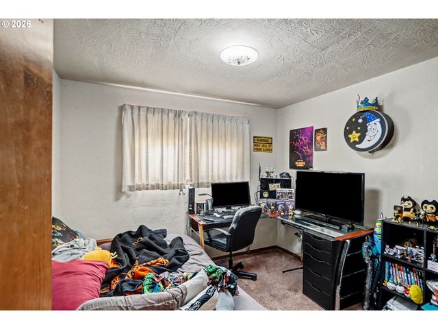 -1 VISTA Ave Se, Salem, OR 97302