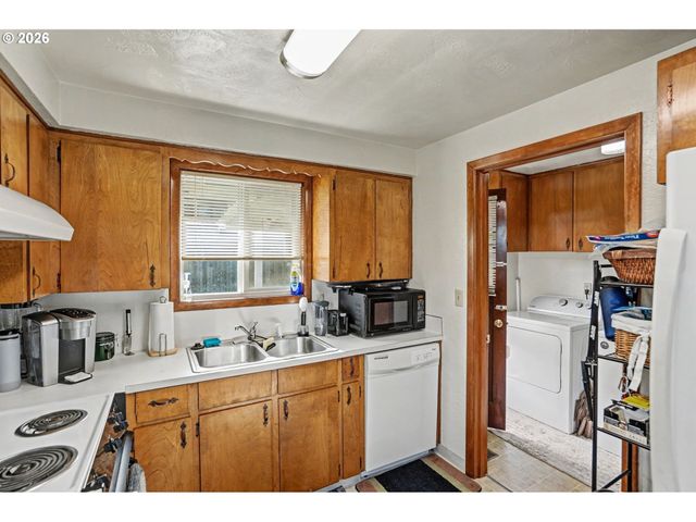 -1 VISTA Ave Se, Salem, OR 97302