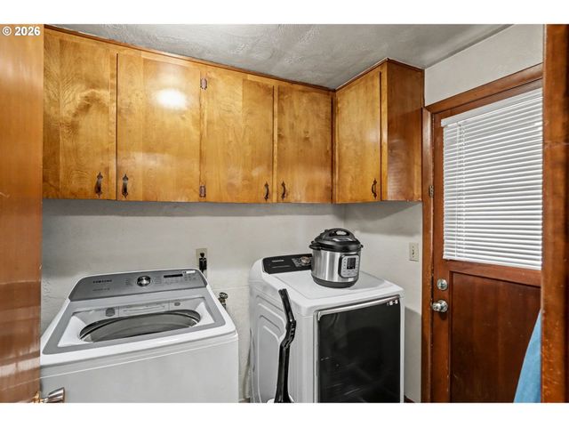 -1 VISTA Ave Se, Salem, OR 97302