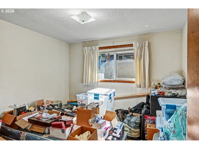 -1 VISTA Ave Se, Salem, OR 97302