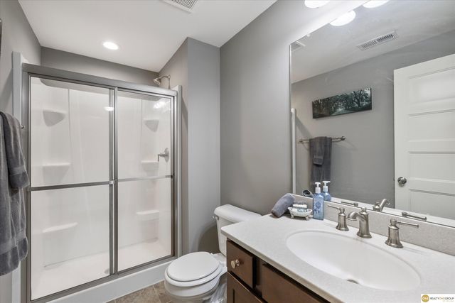 3806 S 205th Street, Elkhorn, NE 68022
