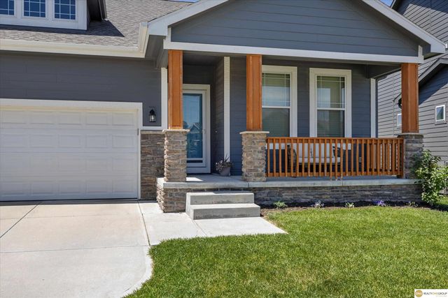 3806 S 205th Street, Elkhorn, NE 68022