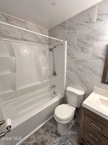 54 Northern Drive, Troy, NY 12182