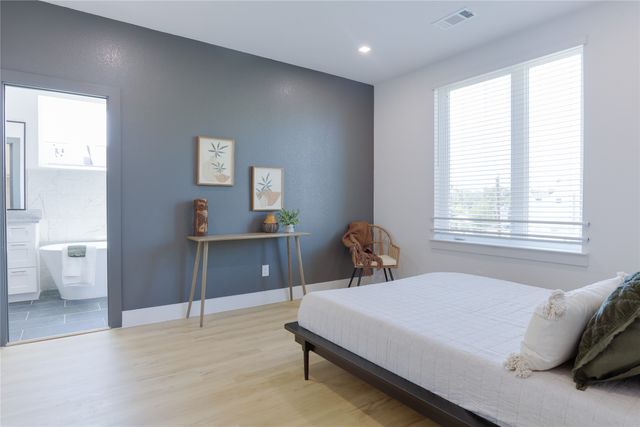 2805 Weisenberger Street 502, Fort Worth, TX 76107