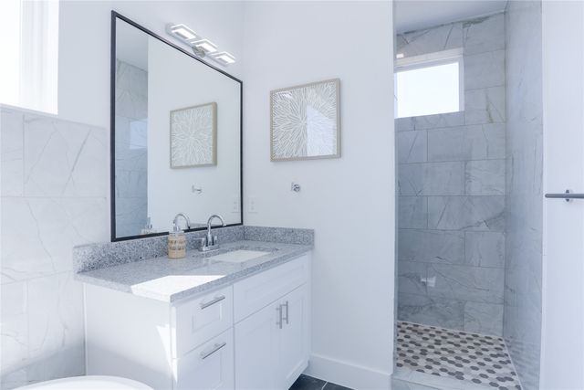 2805 Weisenberger Street 502, Fort Worth, TX 76107