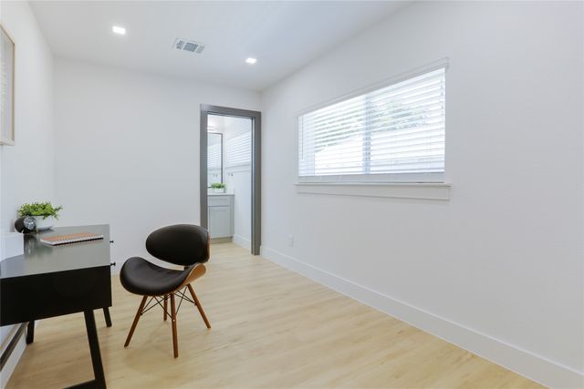 2805 Weisenberger Street 502, Fort Worth, TX 76107