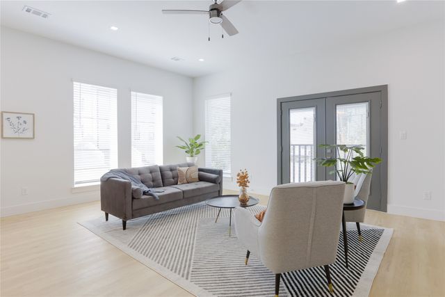 2805 Weisenberger Street 502, Fort Worth, TX 76107