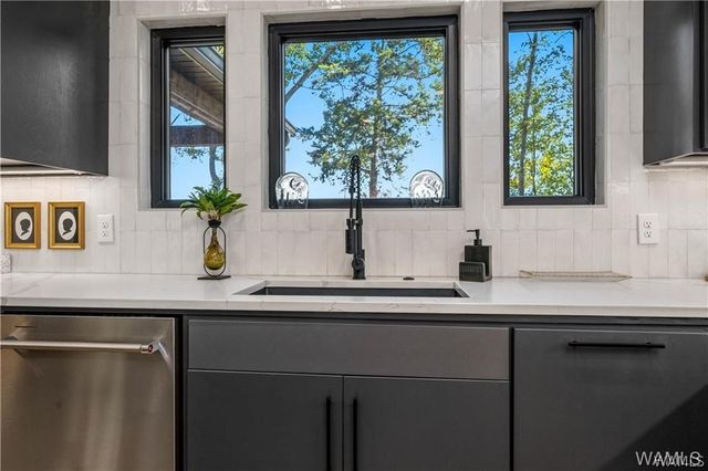 15479 Choctaw, Northport, AL 35475