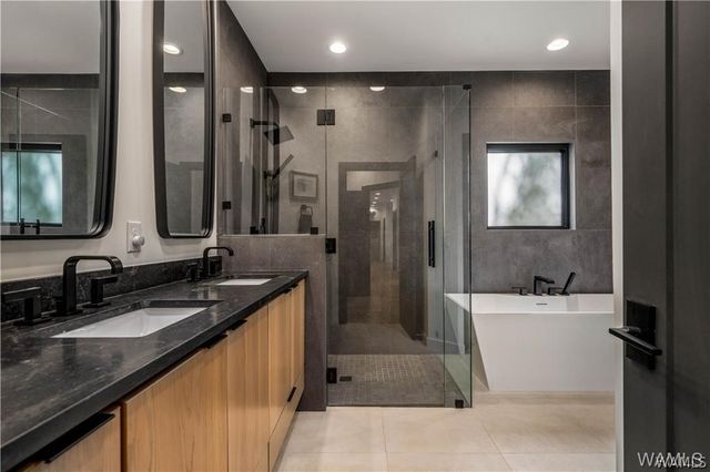 15479 Choctaw, Northport, AL 35475