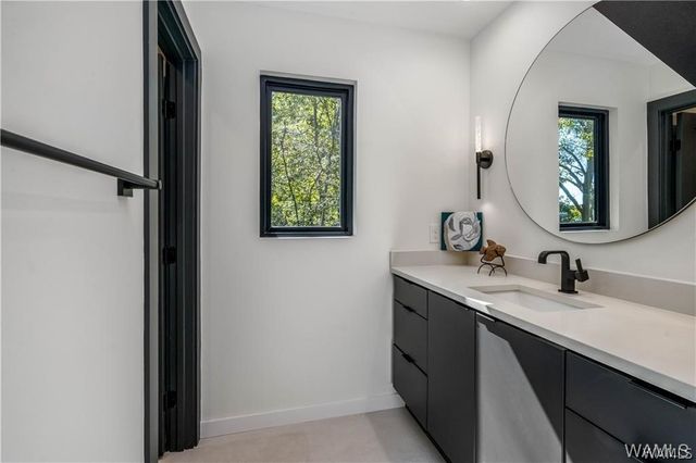 15479 Choctaw, Northport, AL 35475