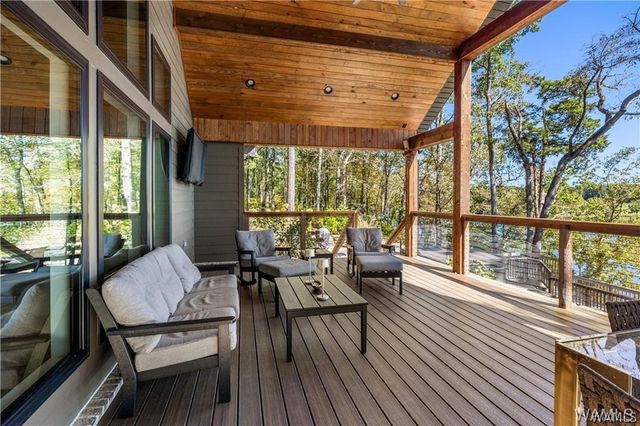 15479 Choctaw, Northport, AL 35475