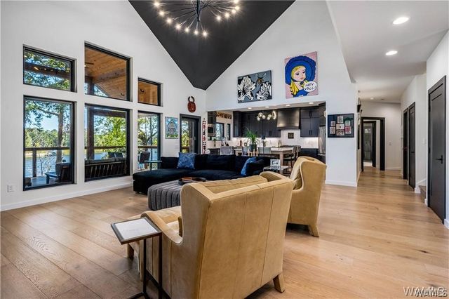 15479 Choctaw, Northport, AL 35475