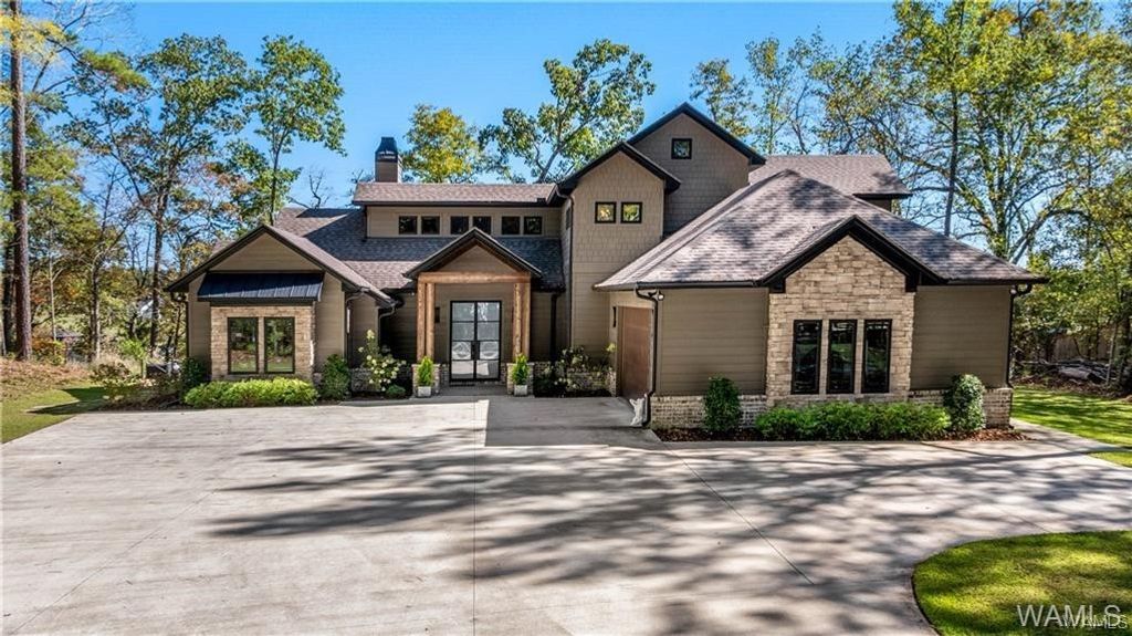 15479 Choctaw, Northport, AL 35475