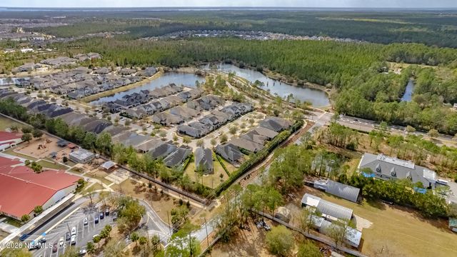 246 ATLAS Drive, Jacksonville, FL 32092