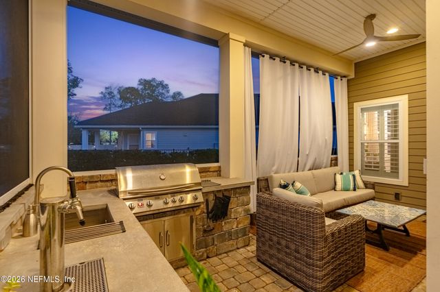 246 ATLAS Drive, Jacksonville, FL 32092