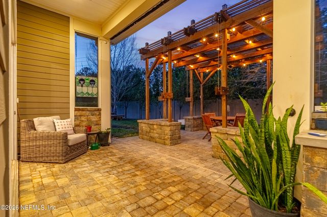 246 ATLAS Drive, Jacksonville, FL 32092