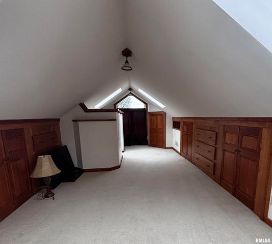 593 Knox Rd 2000 N Road, Wataga, IL 61488