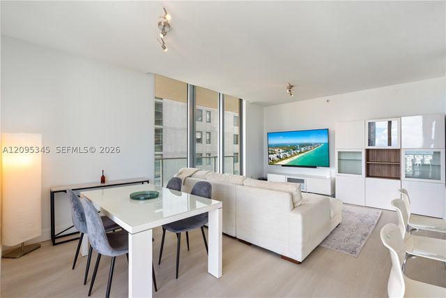 3470 E Coast Ave H1711, Miami, FL 33137