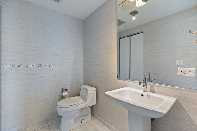 3470 E Coast Ave H1711, Miami, FL 33137