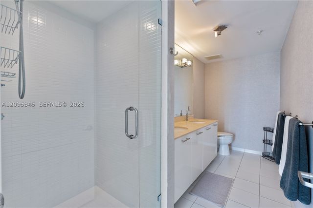 3470 E Coast Ave H1711, Miami, FL 33137