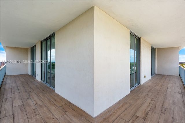 3470 E Coast Ave H1711, Miami, FL 33137