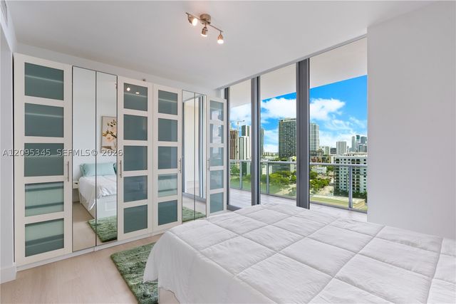3470 E Coast Ave H1711, Miami, FL 33137