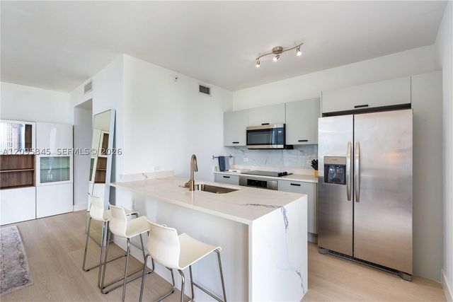 3470 E Coast Ave H1711, Miami, FL 33137