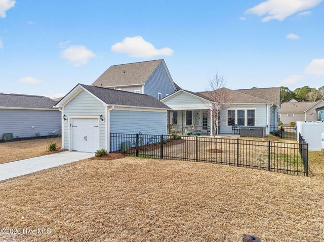 9132 Village Lake Drive SW, Calabash, NC 28467