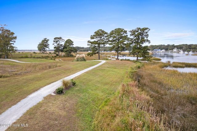 9132 Village Lake Drive SW, Calabash, NC 28467