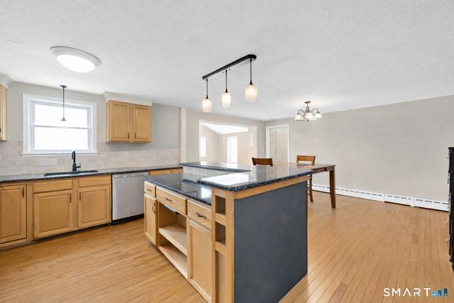 20 Forest Drive, Wethersfield, CT 06109