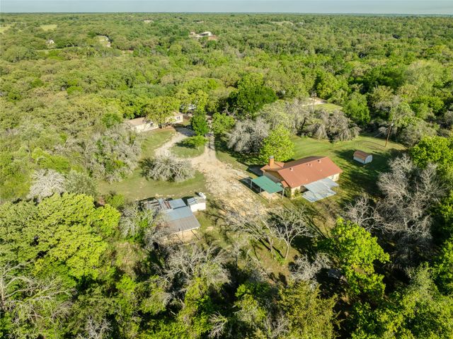 813 County Road 3680, Paradise, TX 76073