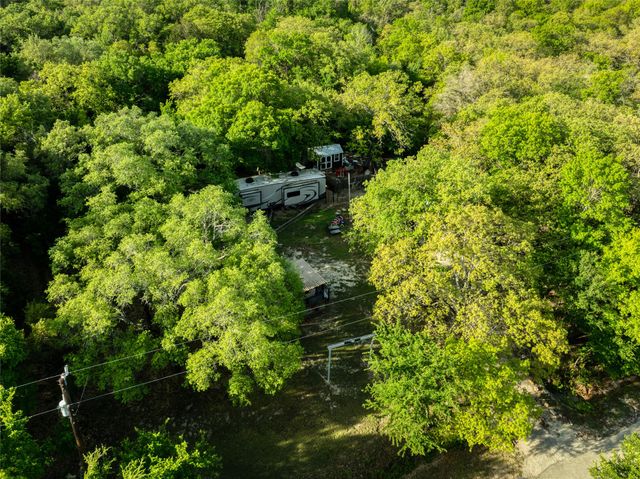 813 County Road 3680, Paradise, TX 76073